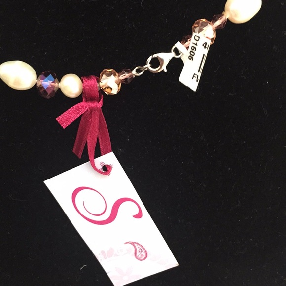 Sukhmani Designs Freshwater Pearl Necklace - Picture 2 of 4